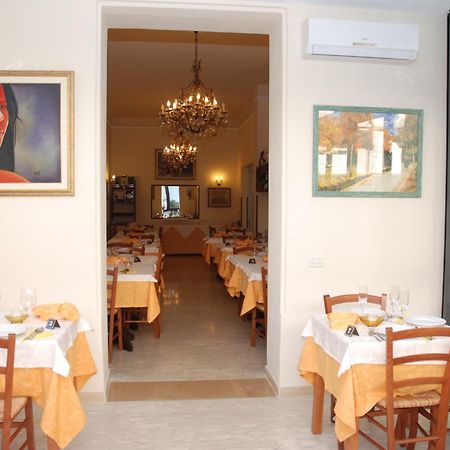 Hotel Caribe Viareggio Buitenkant foto