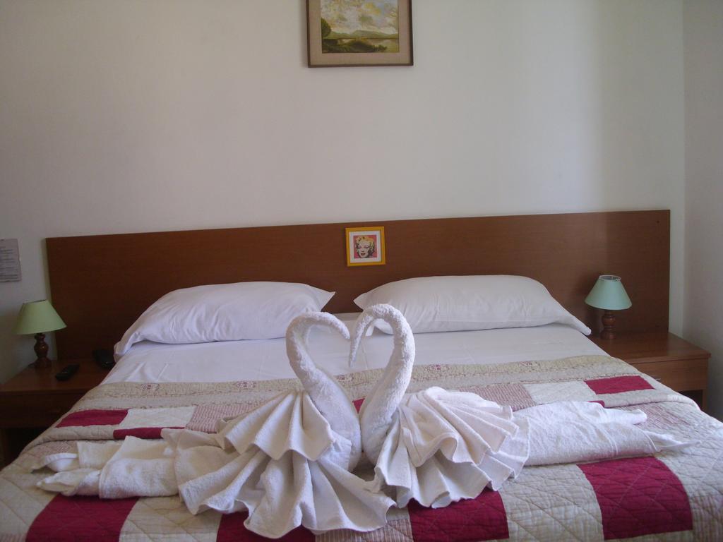 Hotel Caribe Viareggio Buitenkant foto