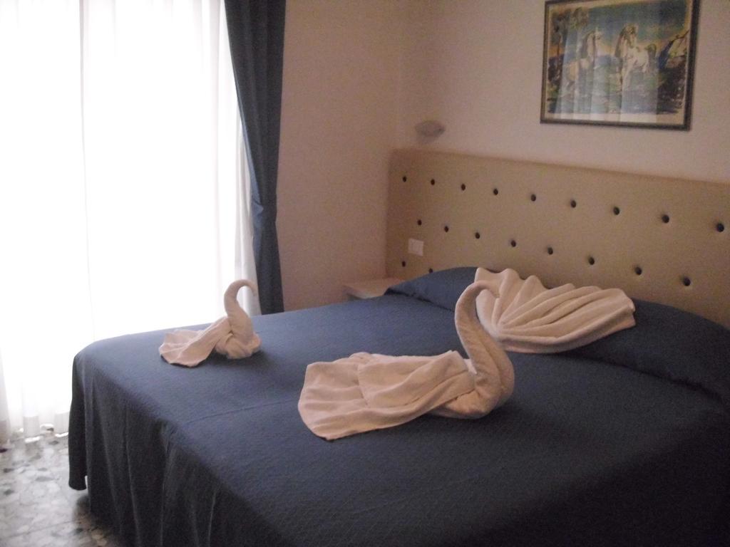 Hotel Caribe Viareggio Buitenkant foto