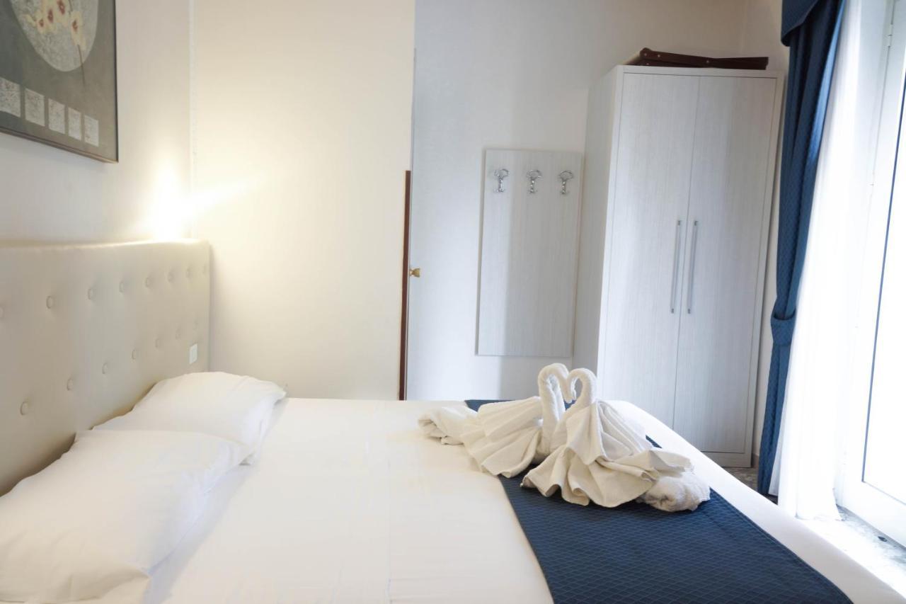 Hotel Caribe Viareggio Buitenkant foto